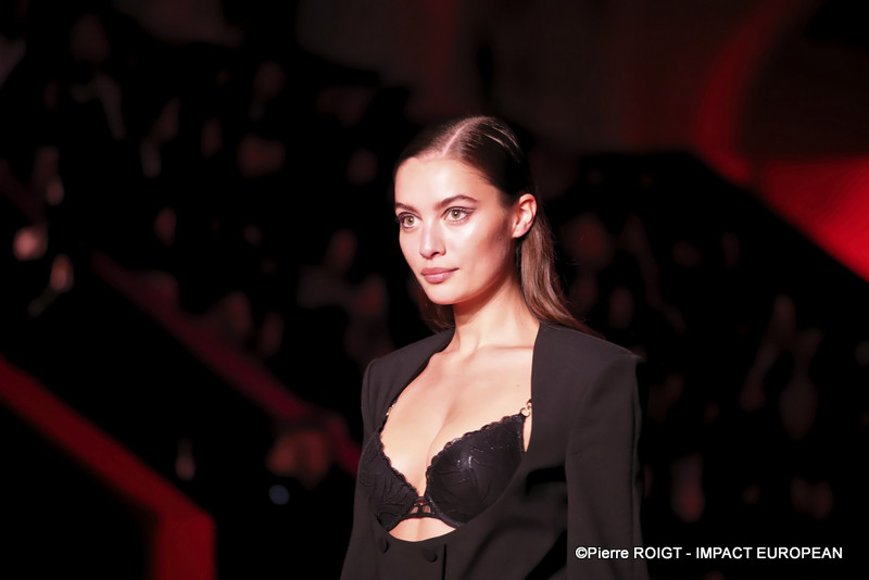 A27I1917ETAM PARIS FW 2025