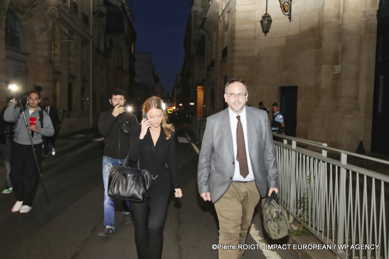 A27I4414Crise politique Matignon