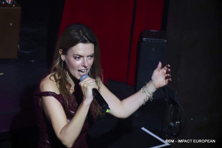 Stephanie Sandoz 022