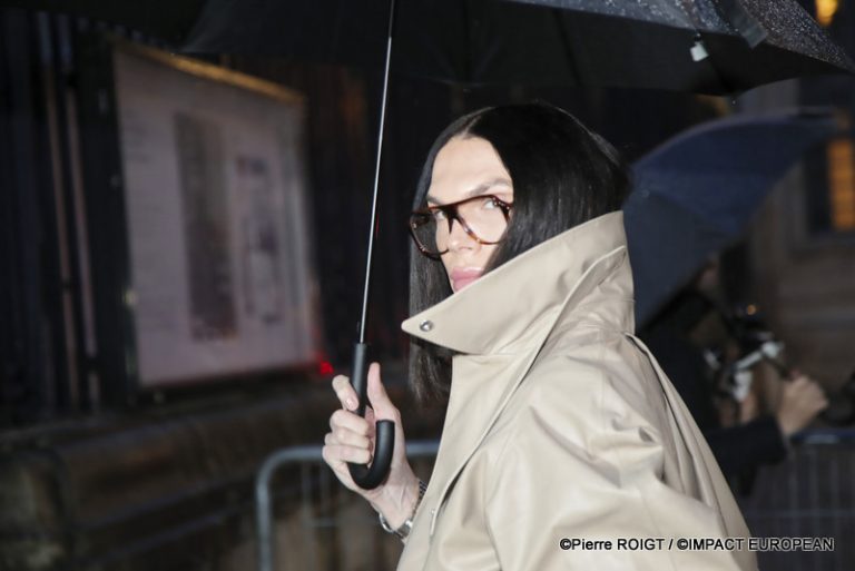 Victoria Beckam fwParis 3oct25 (13)