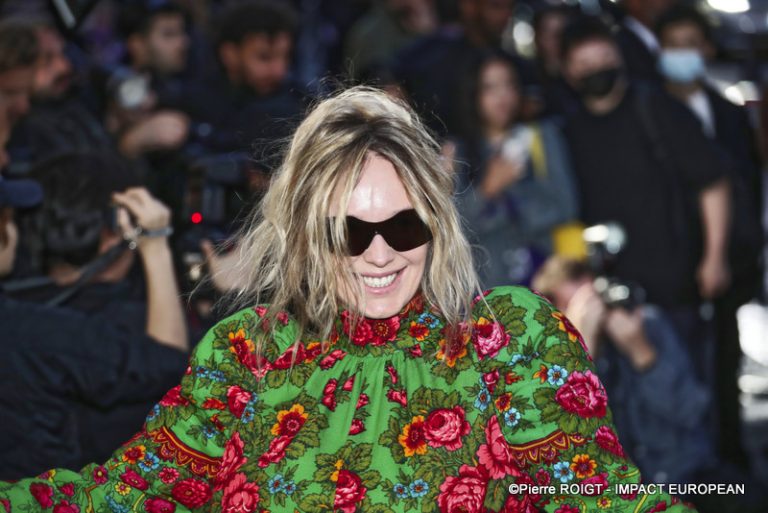 A27I3400balanciaga PARIS FW 2025