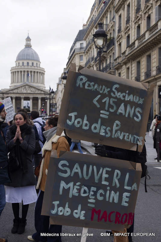 Manifestation medecins liberaux 0029