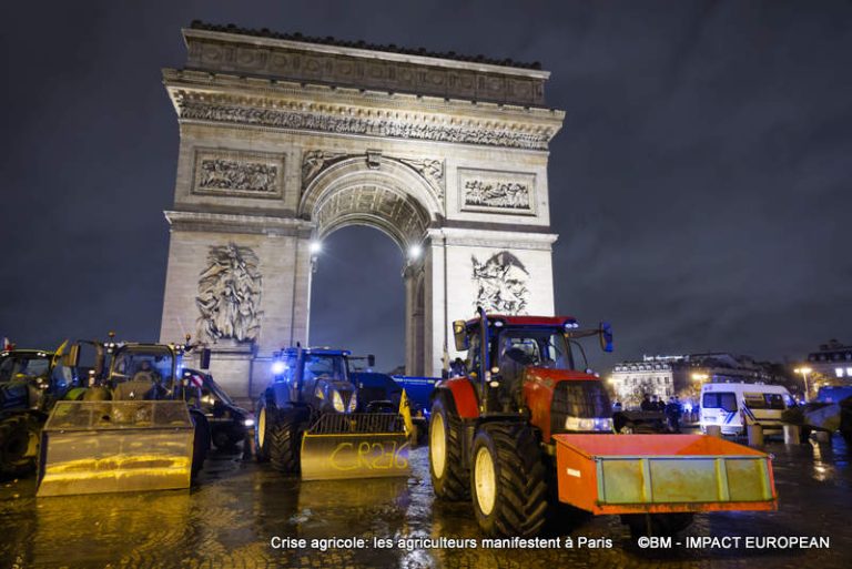 manifestation agriculteurs Arc de Triomphe