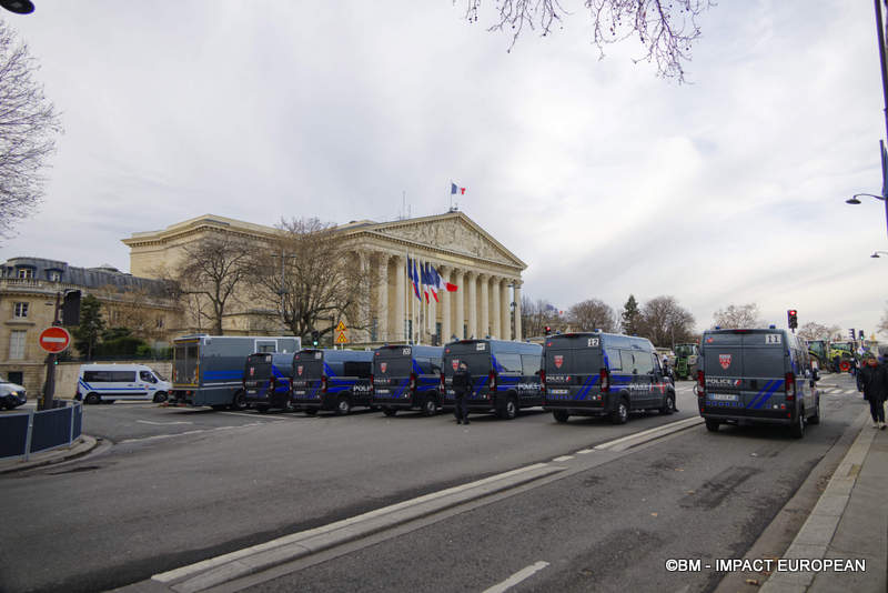 Tracteurs a Paris 0001