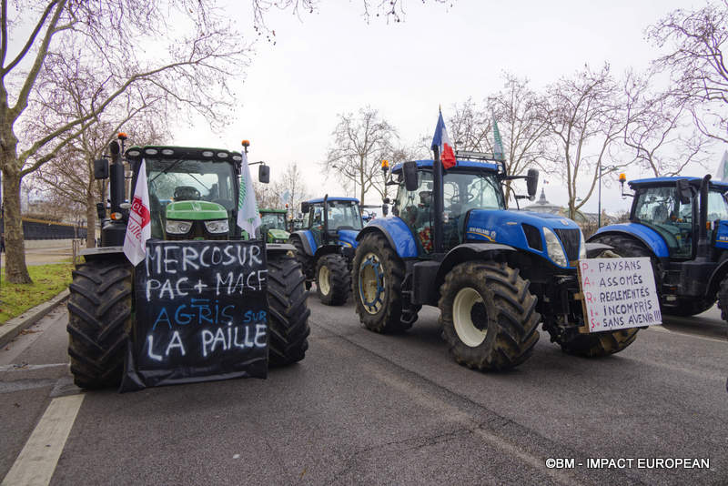 Tracteurs a Paris 0026