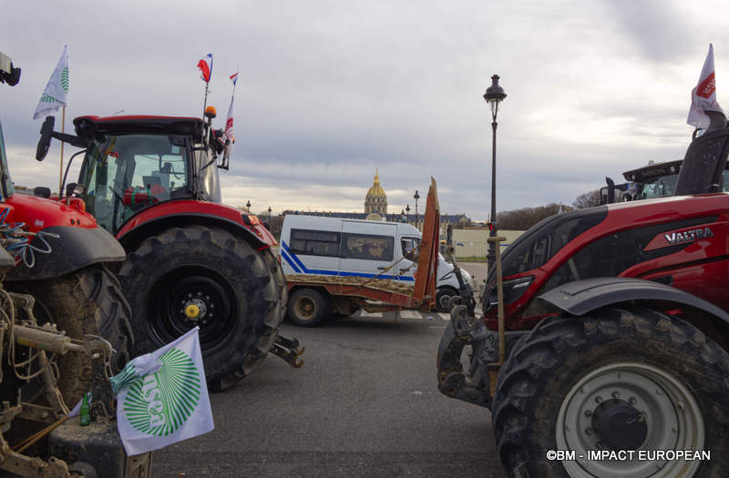 Tracteurs a Paris 0038