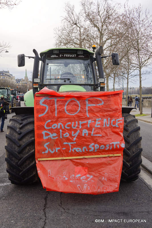 Tracteurs a Paris 0042