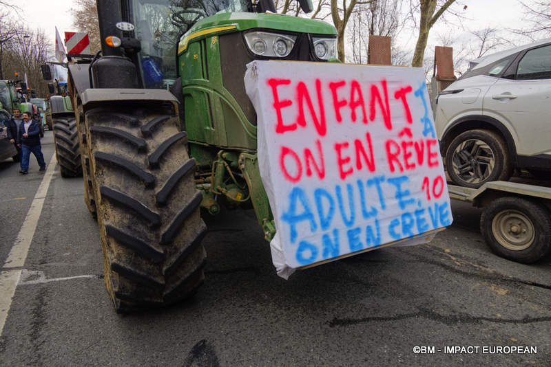 Tracteurs a Paris 0047