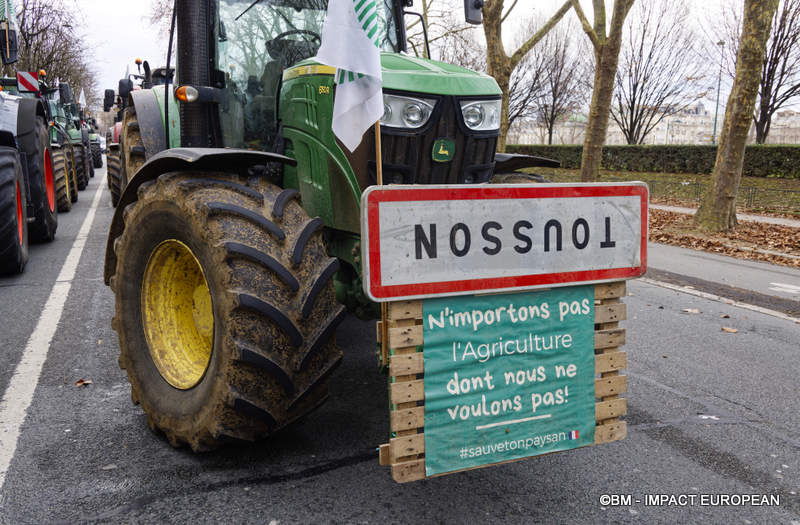 Tracteurs a Paris 0055