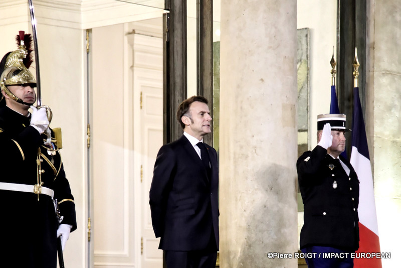 A27I0226Emmanuel Macron