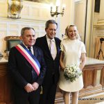 Francis Szpiner, maire du 16ᵉ arrondissement, célébrant le mariage de Georges Fenech et Amélie Leperre-Dimeglio à Paris
