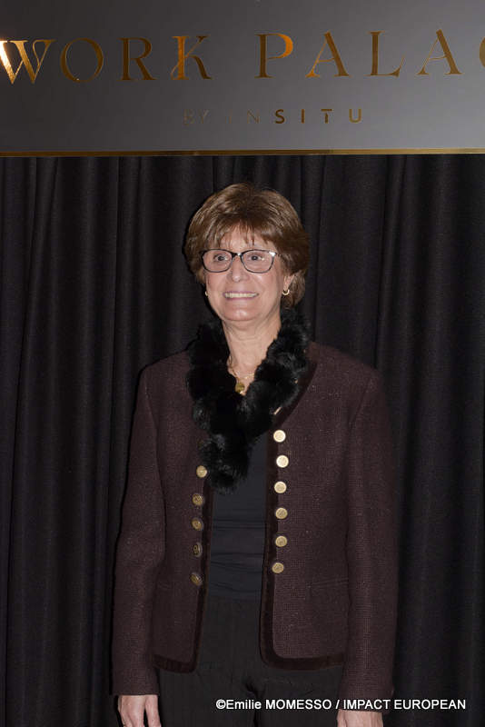 Work Palace Emilie Momesso 0012