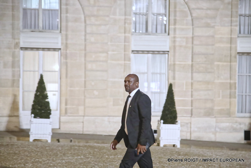 A27I3256Sommet AIEA - Paris