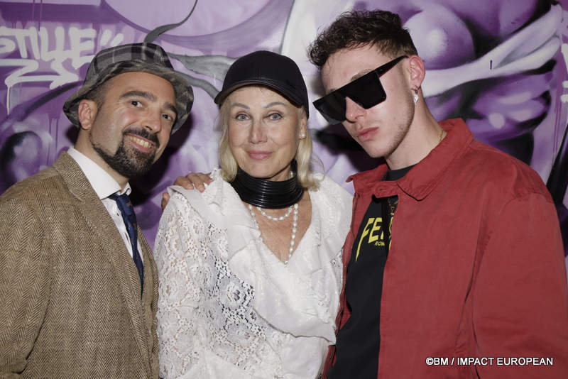 Show case Tonton Humanis