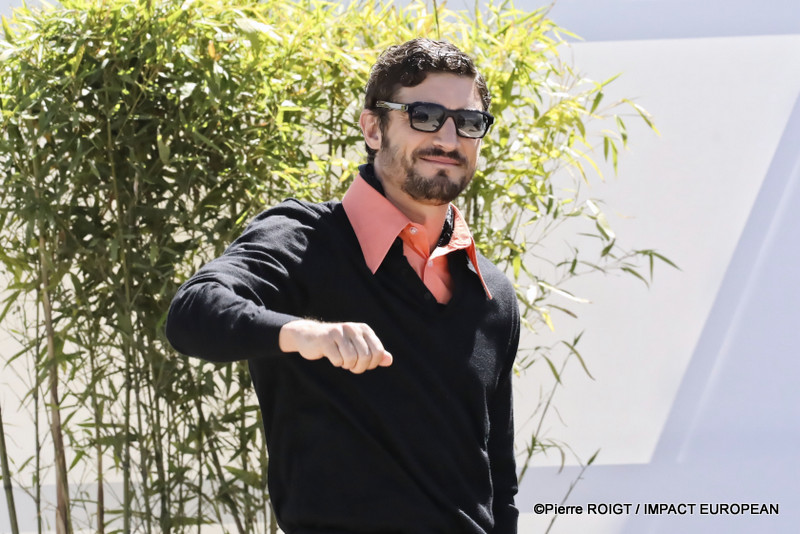 Niels Schneider avant le photocall du film "LA BATAILLE DE GAULLE : L’ÂGE DE FER" - HORS COMPÉTITION Cannes, France. ©Pierre ROIGT / IMPACT EUROPEAN