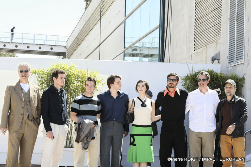 Simon Abkarian, Loic Corbery, Felix Kysyl, Florian Lesieur,  Anamaria Vartolomei, Niels Schneider, Antonin Baudry et  Mathieu Kassovitz avant le photocall du film "LA BATAILLE DE GAULLE : L’ÂGE DE FER" - HORS COMPÉTITION Cannes, France. ©Pierre ROIGT / IMPACT EUROPEAN