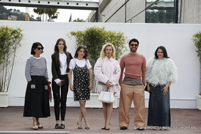 Carole Lambert, Marion Le Corroller, Mara Taquin, Kim Higelin, Sami Outalbali et Sonia Faidi