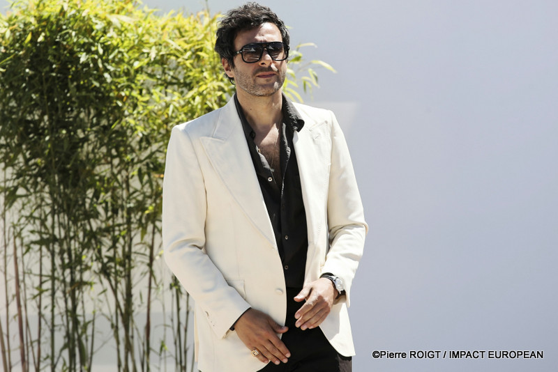 Maxim Nucci, avant le photocall du film Karma ( hors Competition ) au 79e Festival de Cannes, en France, le 16 mai