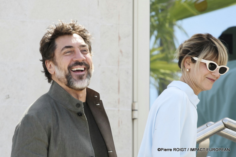 Javier Bardem et Marina Fois avant le photocall du film "El Ser Querido" (The Beloved) En Compétition Cannes, France. ©Pierre ROIGT / IMvPACT EUROPEAN