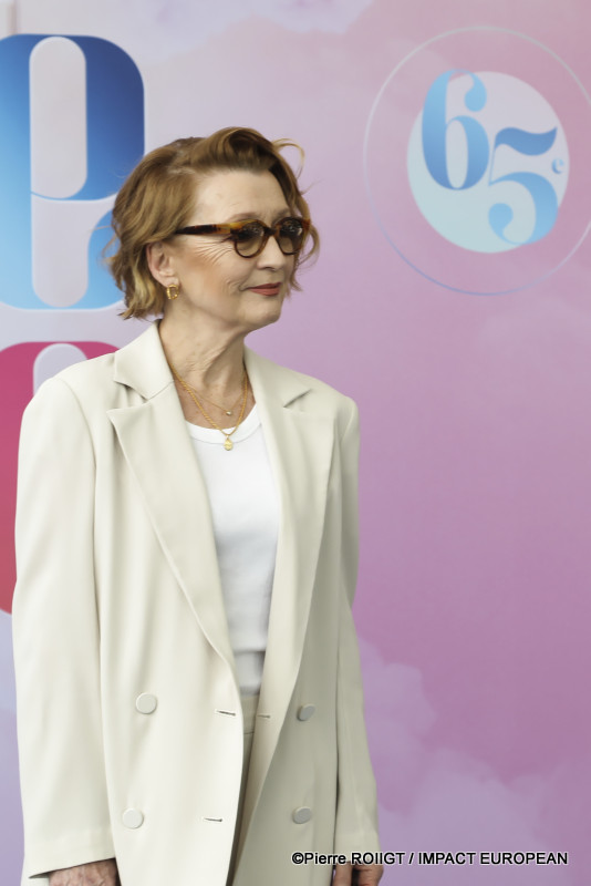 6R5A4650Lesley MANVILLE