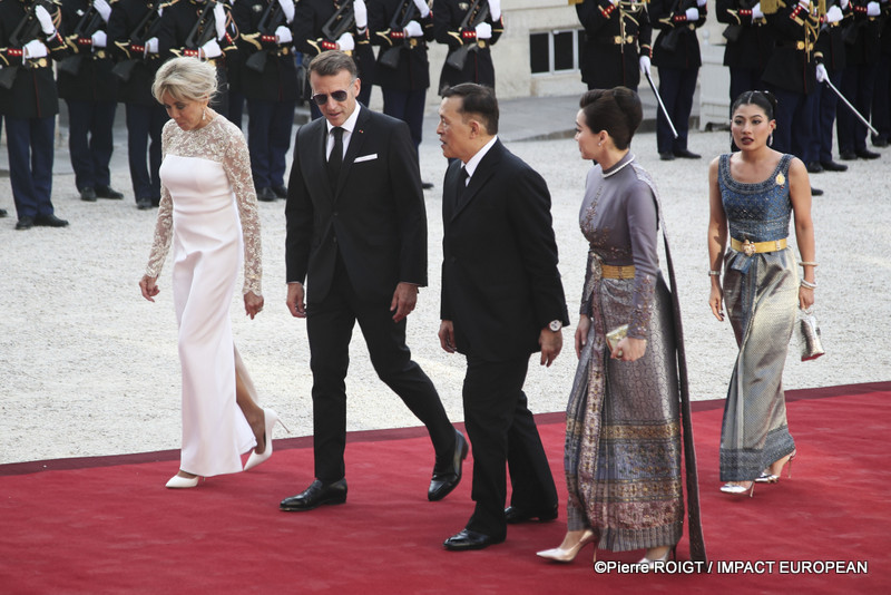 A27I2003Elysée - Dinée Rama X