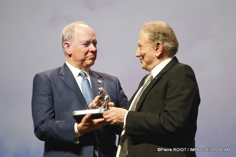 Albert II de Monaco et Michel Drucker, le 12 juin 2026, au 65 e Festival de télévision de Monte-Carlo.