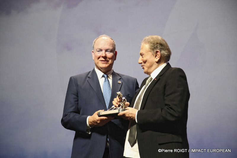 Albert II de Monaco et Michel Drucker, le 12 juin 2026, au 65 e Festival de télévision de Monte-Carlo.