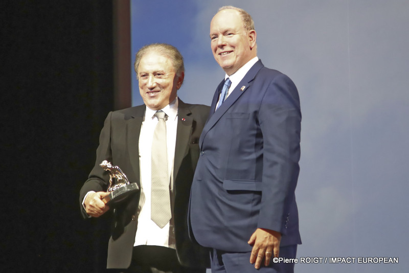 Albert II de Monaco et Michel Drucker, le 12 juin 2026, au 65 e Festival de télévision de Monte-Carlo.