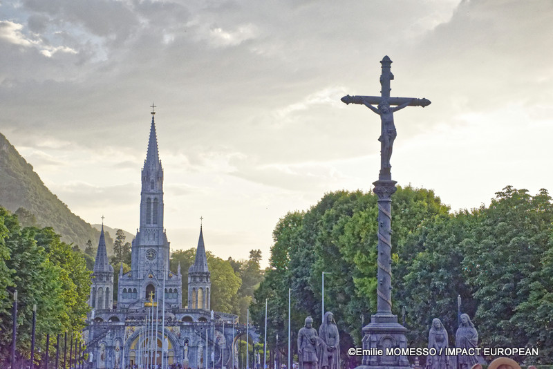 _DSC0768Processions de Lourdes