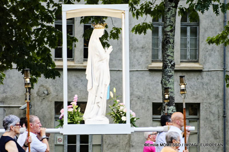_DSC0779Processions de Lourdes
