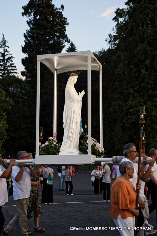 _DSC0814Processions de Lourdes