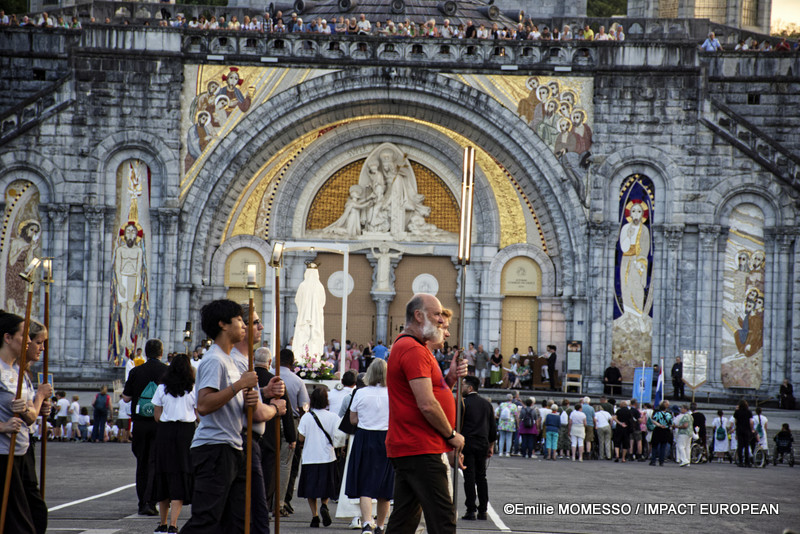 _DSC0820Processions de Lourdes