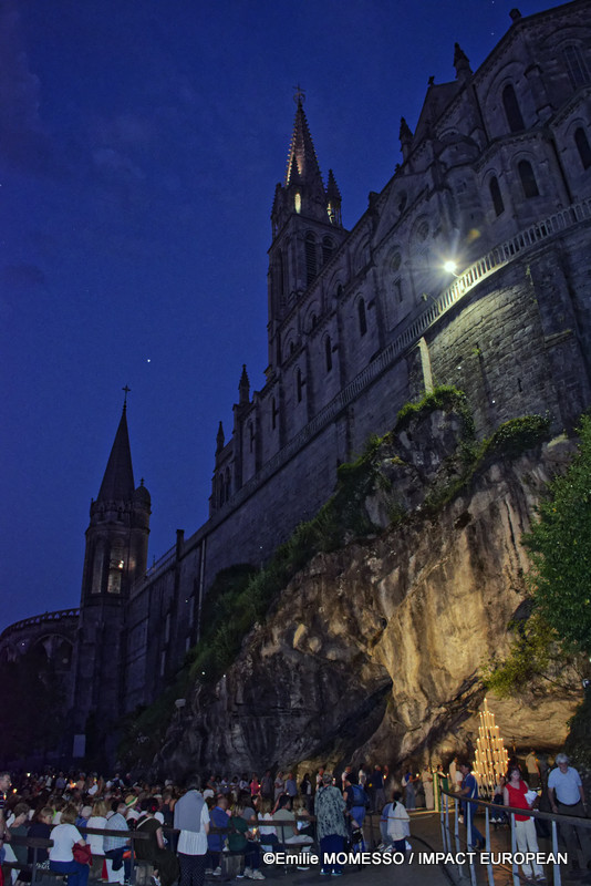 _DSC0901Processions de Lourdes