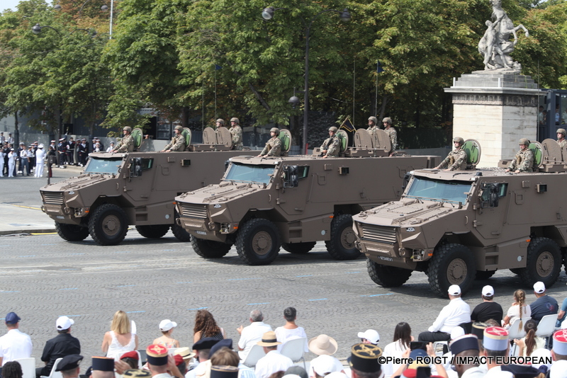A27I2721
