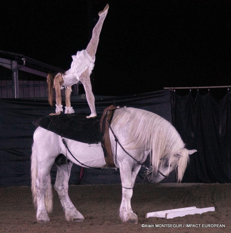 Spectacle Equinoche : à l'écurie de Pachka à Castelmayran