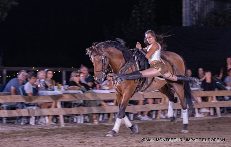 Spectacle Equinoche : à l'écurie de Pachka à Castelmayran