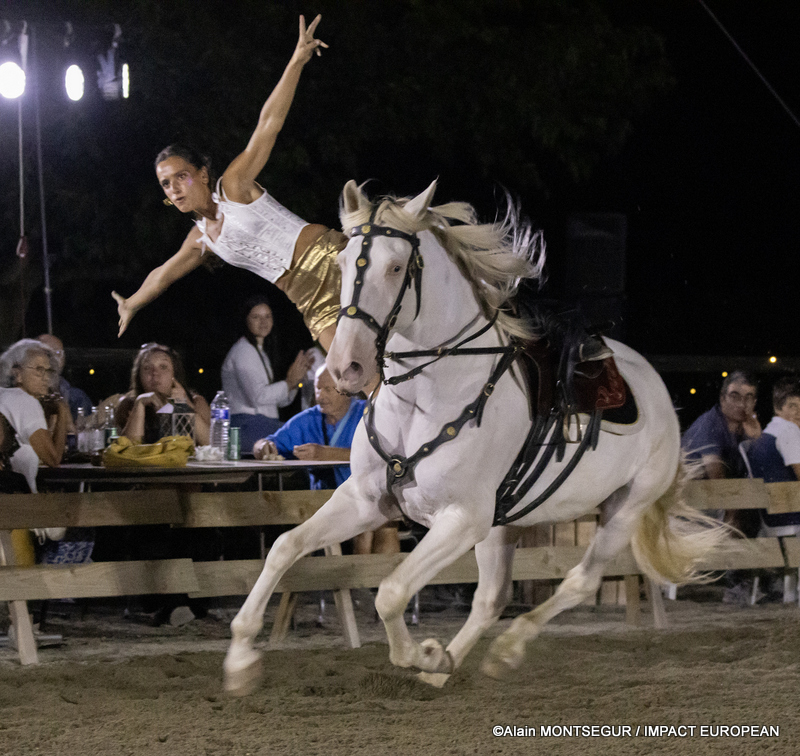 Spectacle Equinoche : à l'écurie de Pachka à Castelmayran