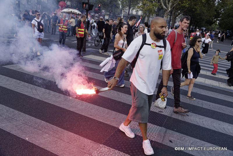 Manifestation intersyndicale 054