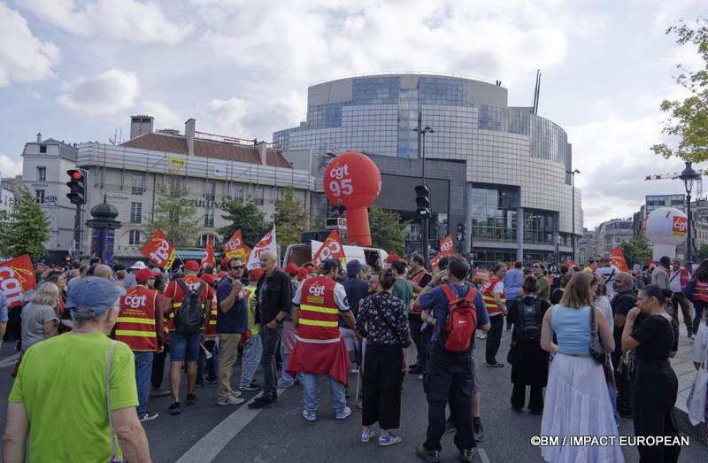 Manifestation intersyndicale 055