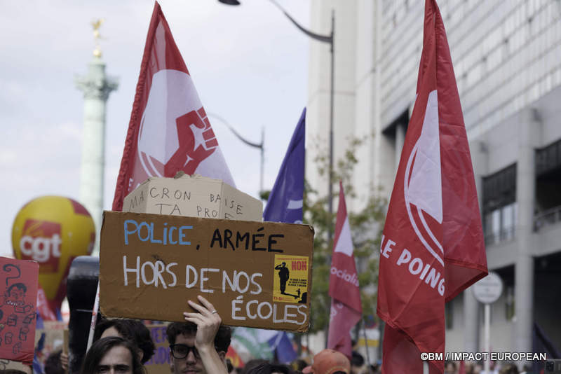 Manifestation intersyndicale 063