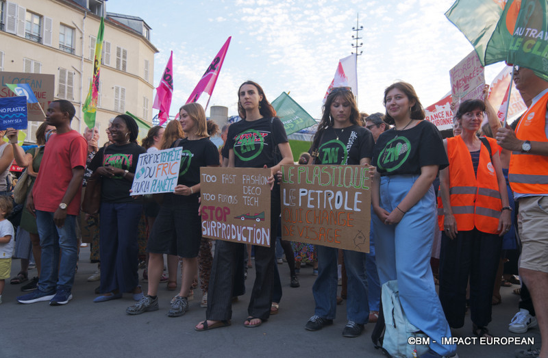 Rassemblement urgence climatique 010