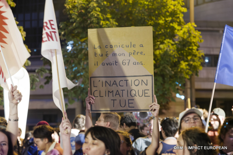 Rassemblement urgence climatique 044