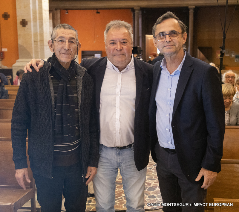 De gauche à droite: Omar Yagoubi, compositeur, Raymond Berdou, maire du Mas-d'Azil et Hervé Brabant, Préfet de l'Ariège.