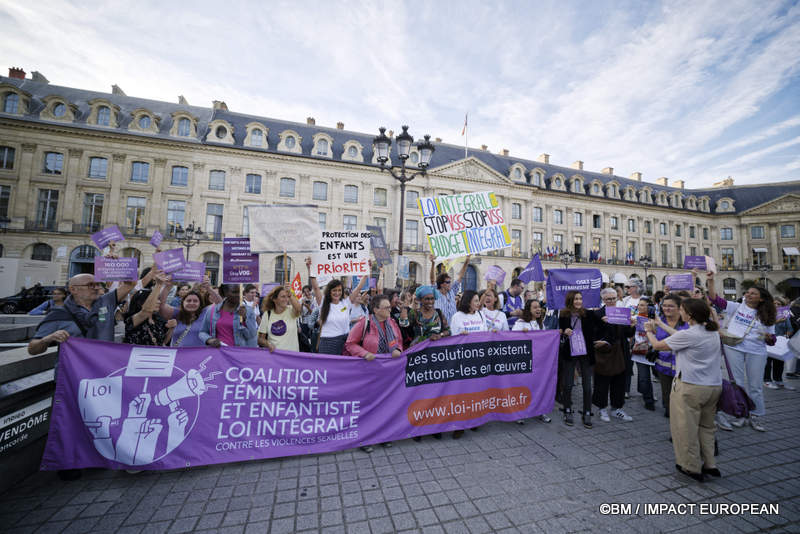 Manif viomences aux enfants 003