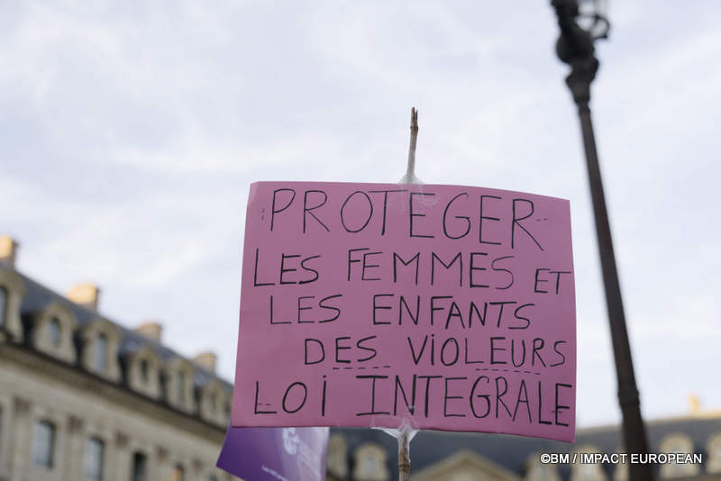 Manif viomences aux enfants 025